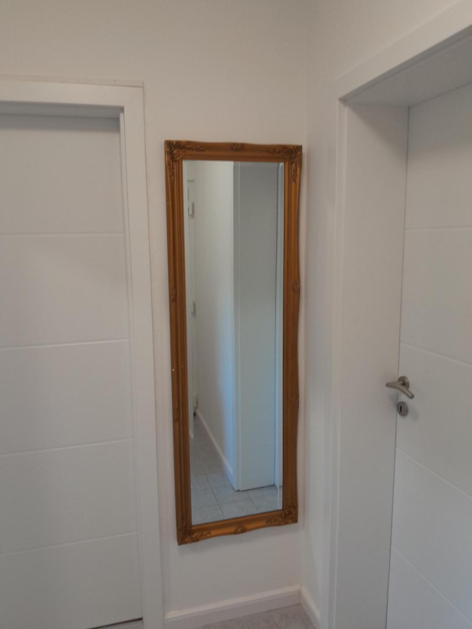 Apartma Tombili *